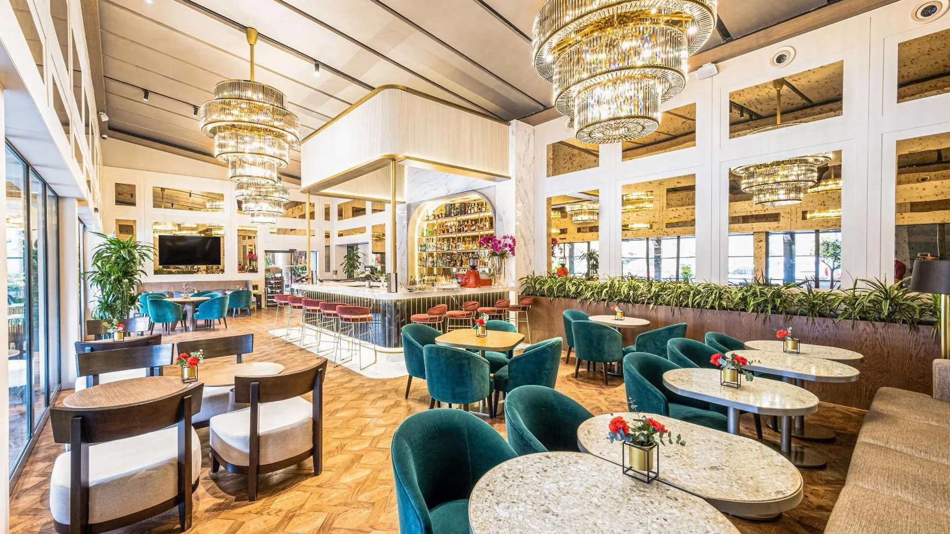 ***** Hotel Radisson Collection Hotel, Vadistanbul Turcia